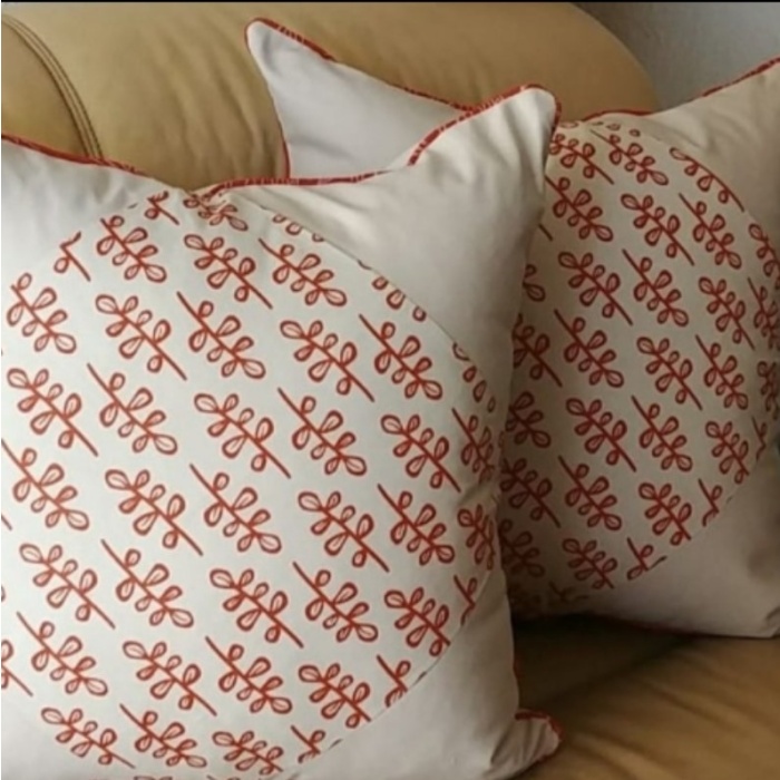 Diamond Hedge Cushion - Orange - Image 5