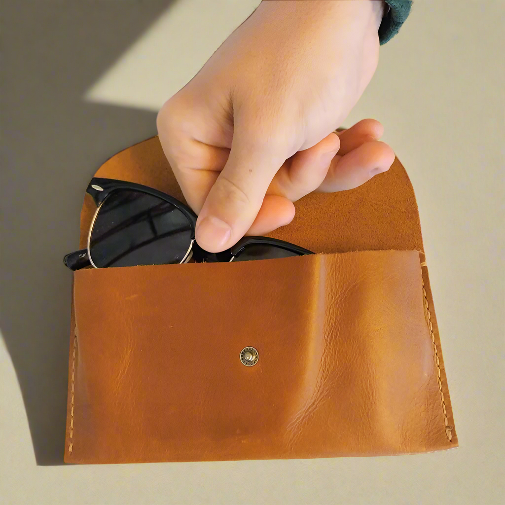 Silvi Sunglass Case - Image 5