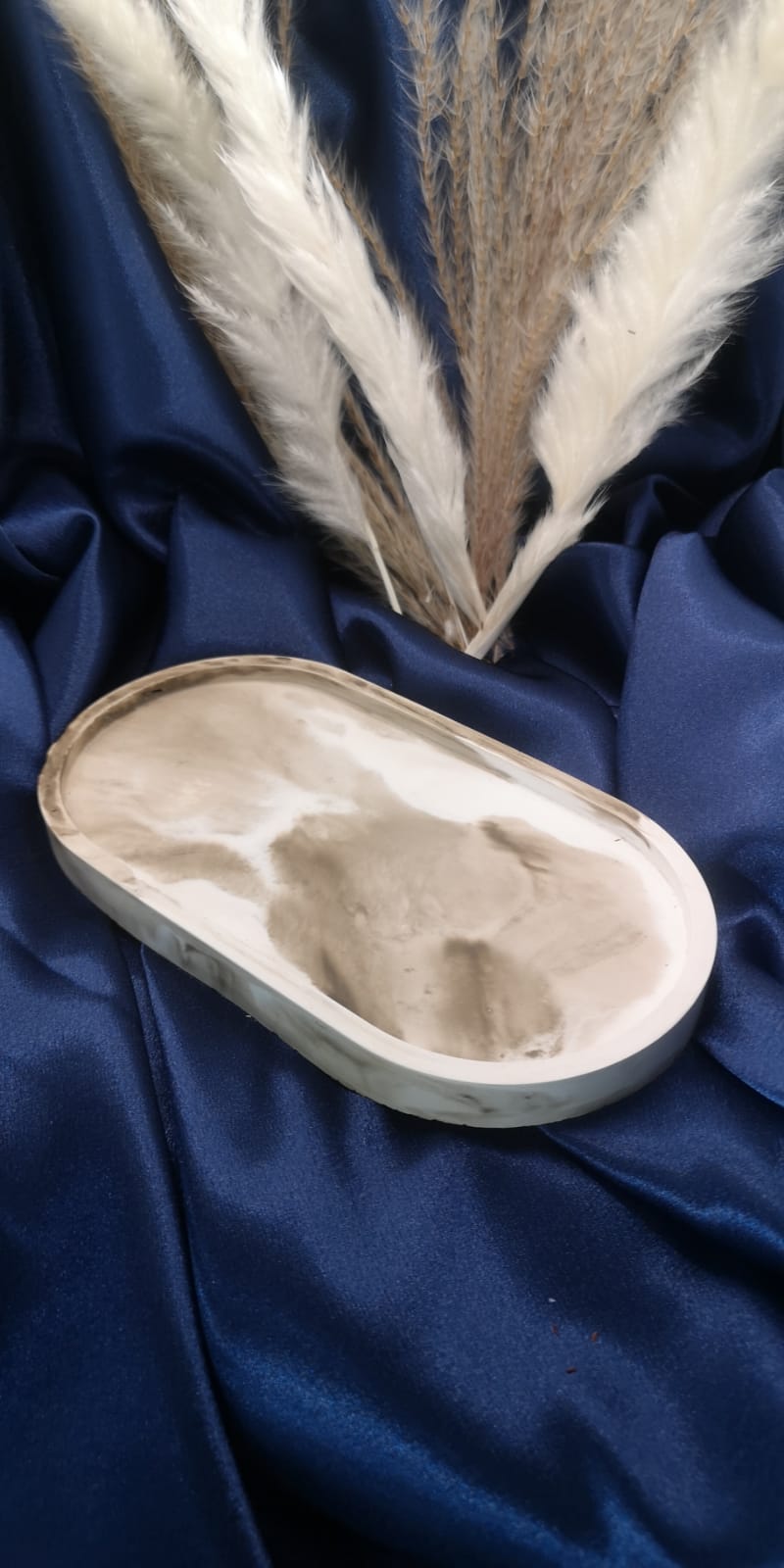 Large Oval Tray - Image 3