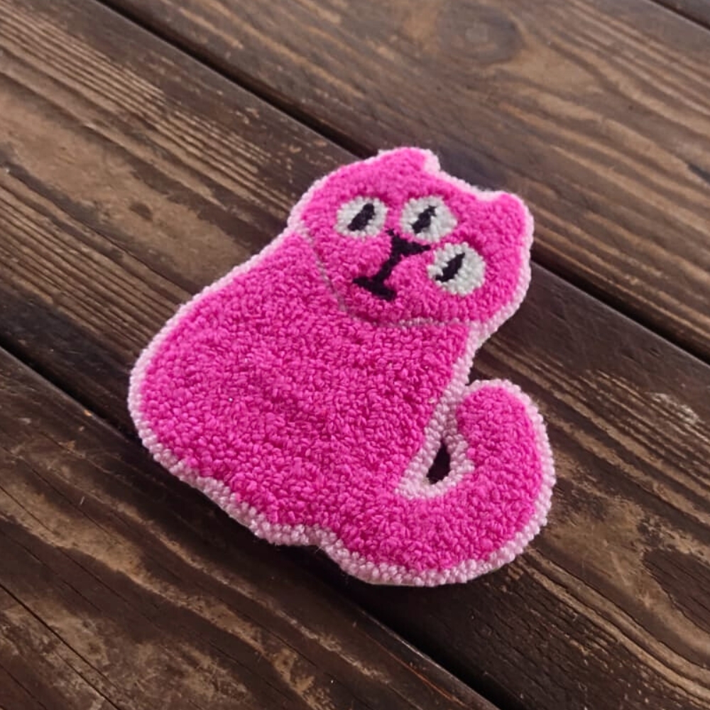 Neon Pink Three Eyed Cat Mug Rug - Image 3