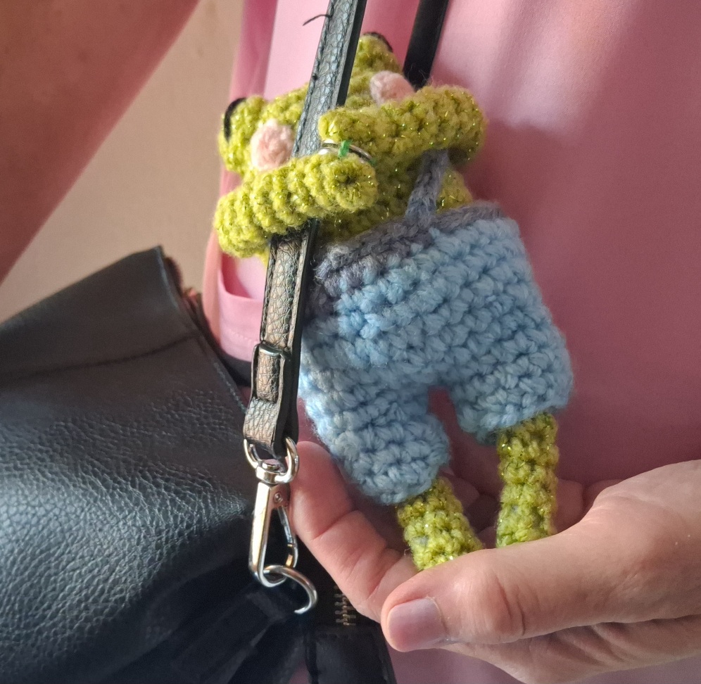 Frog Friend and Bag Charm - Image 12