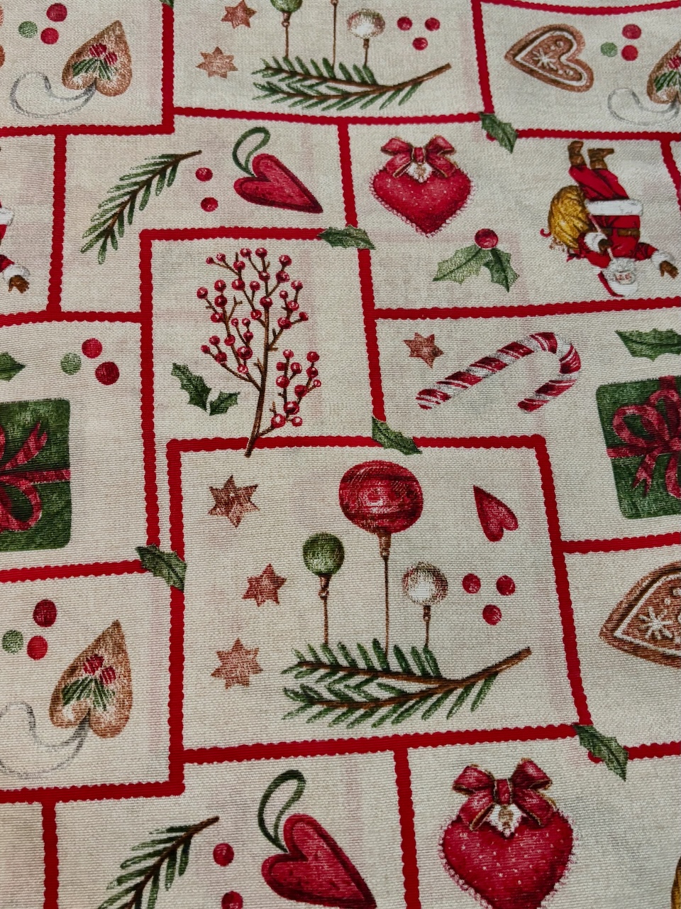 Table Runners Christmas Designs - Image 4