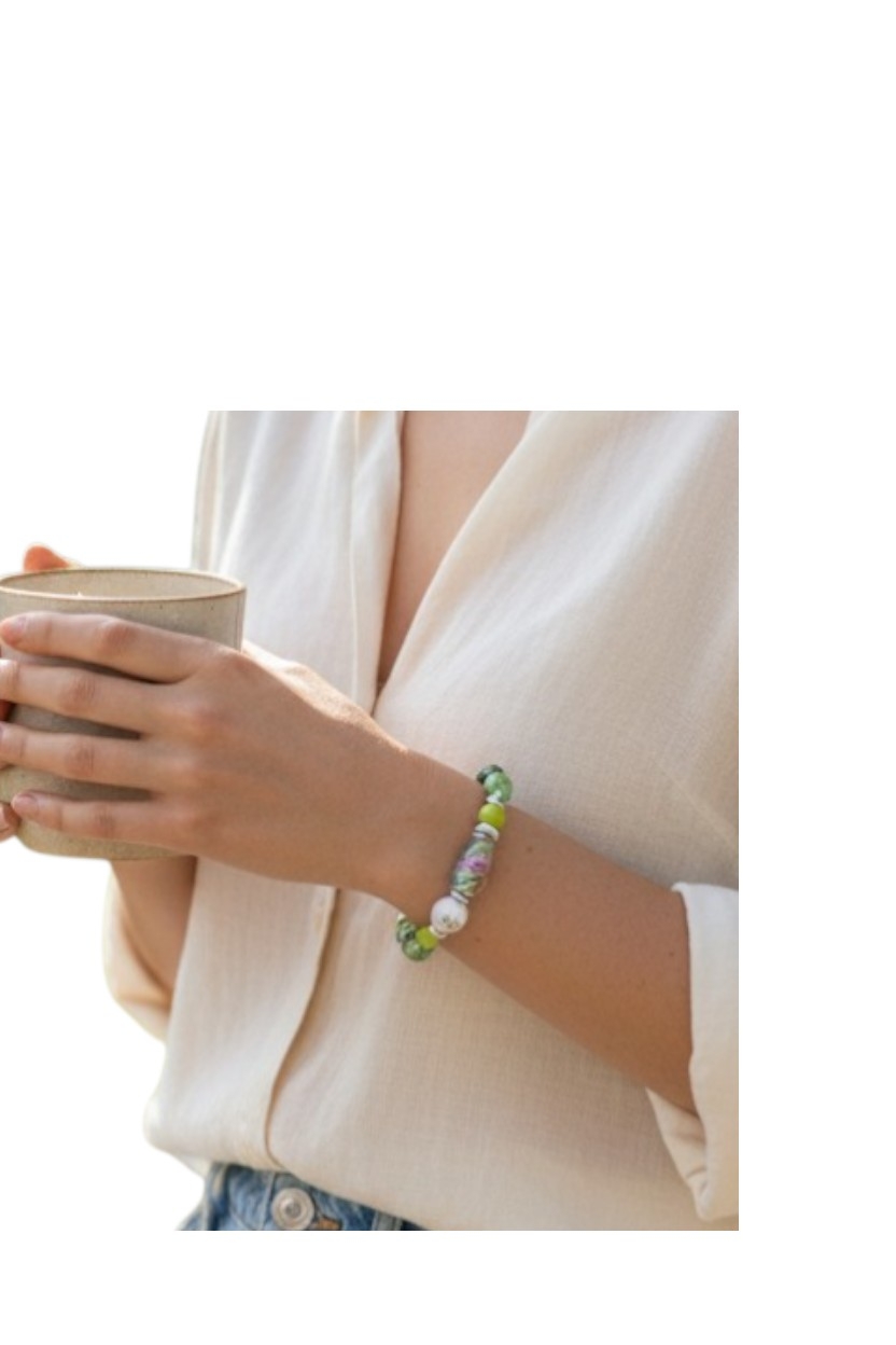 Floral Garden Beaded Bracelet - Image 3