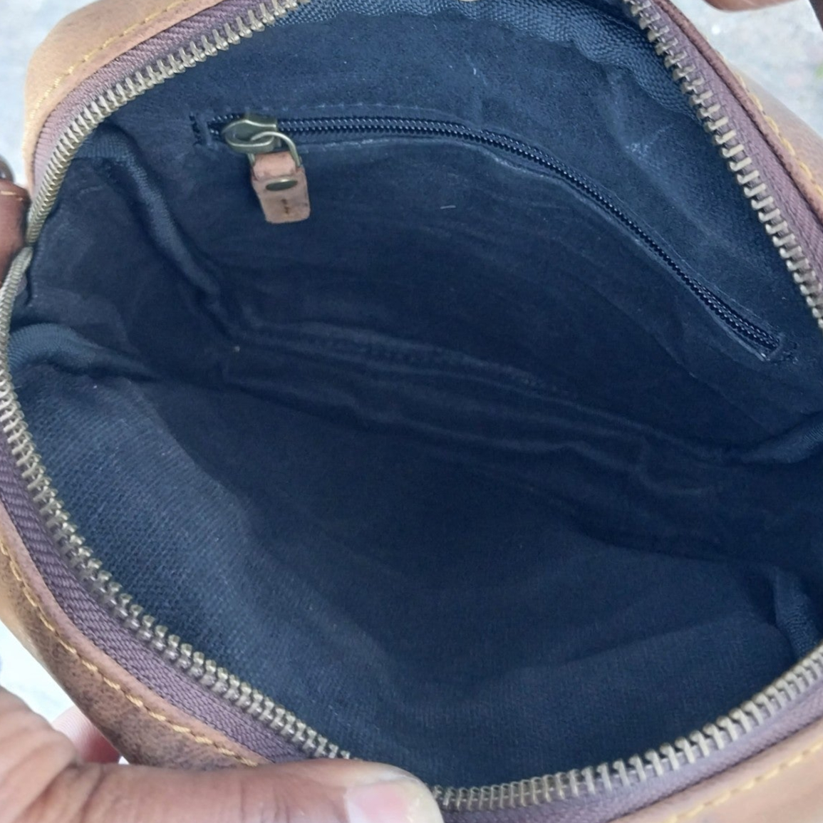 Bonny Detachable Sling - Image 3