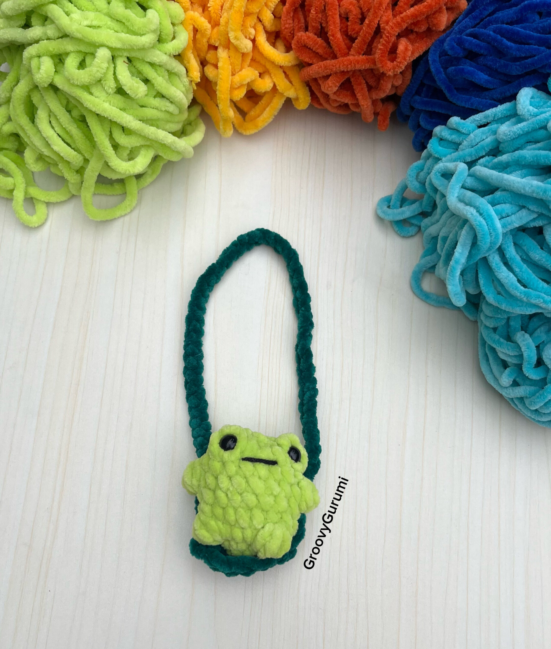 Crochet Swinging Frog - Image 3
