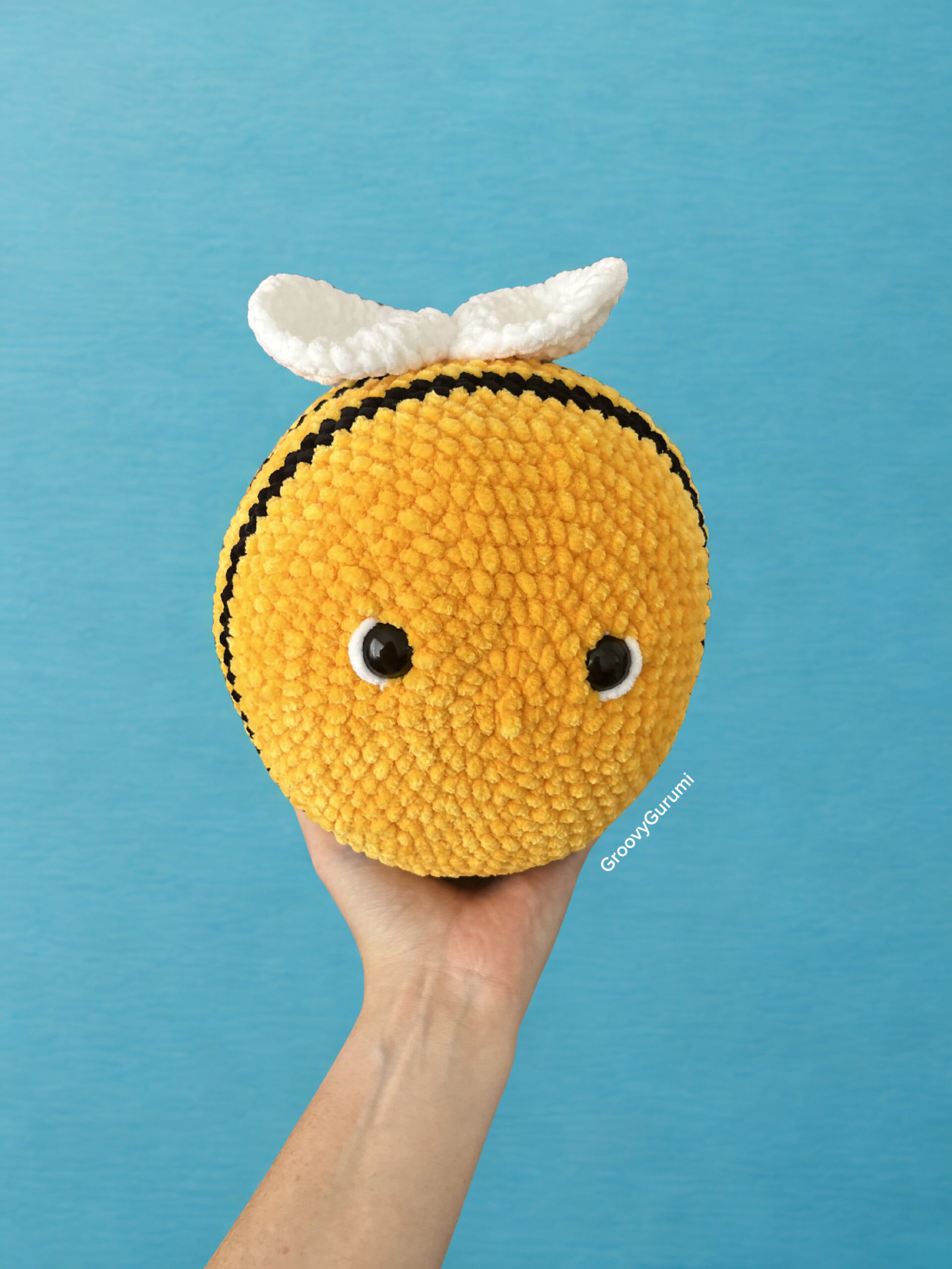 Chubby Honey Bee Crochet Plushie - Image 2