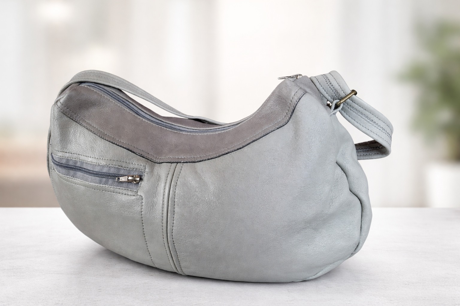 Tlou Leather Handbag - Image 4