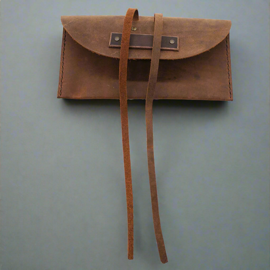 Vintage Leather Sunglass Case - Image 8