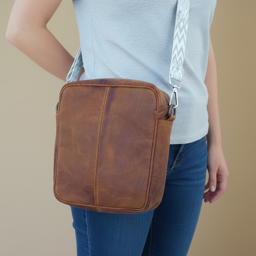 Bonny Detachable Sling - Image 7