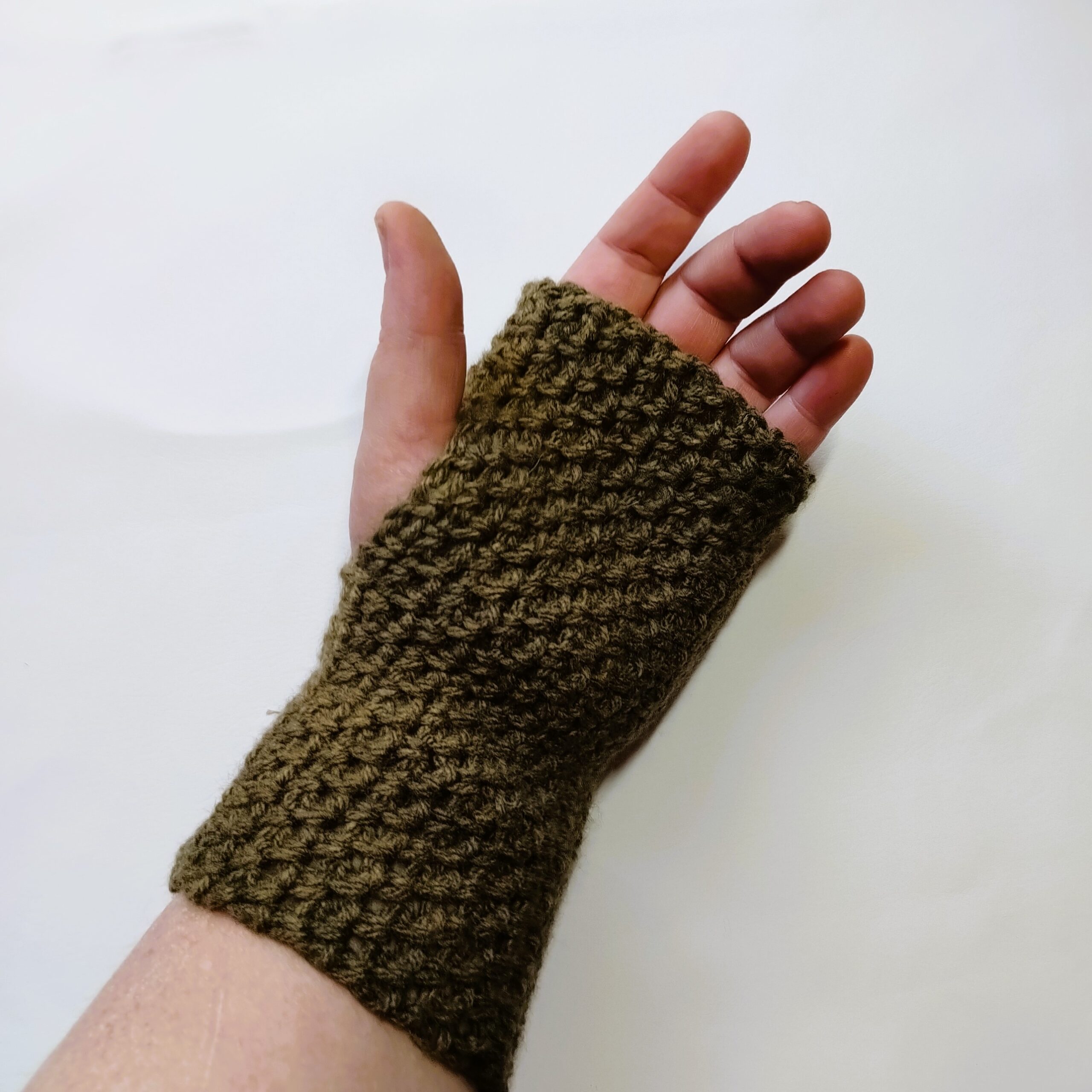 Crochet Fingerless Gloves - Image 4