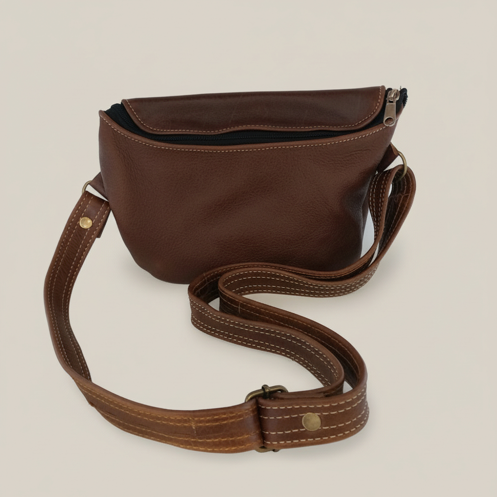 The MetroMini Leather Crossbody - Image 4