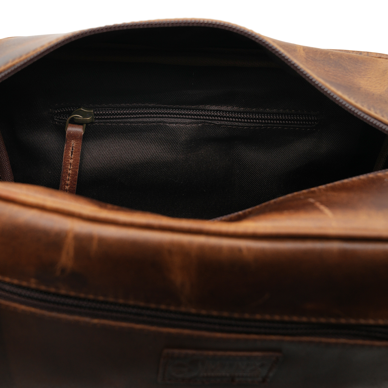 Legacy Leather Toiletry Kit - Image 7