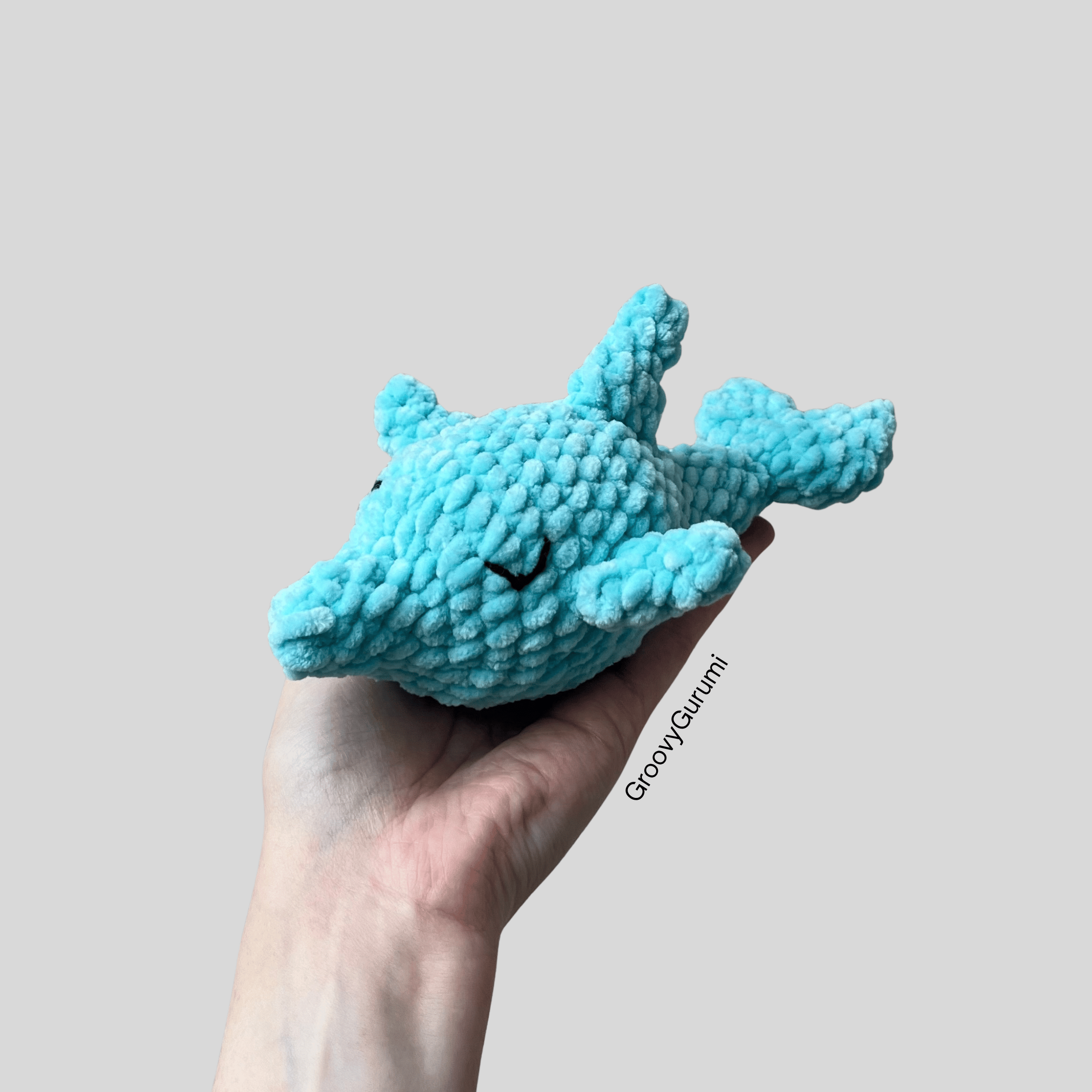 Crochet Little Dolphin - Image 2