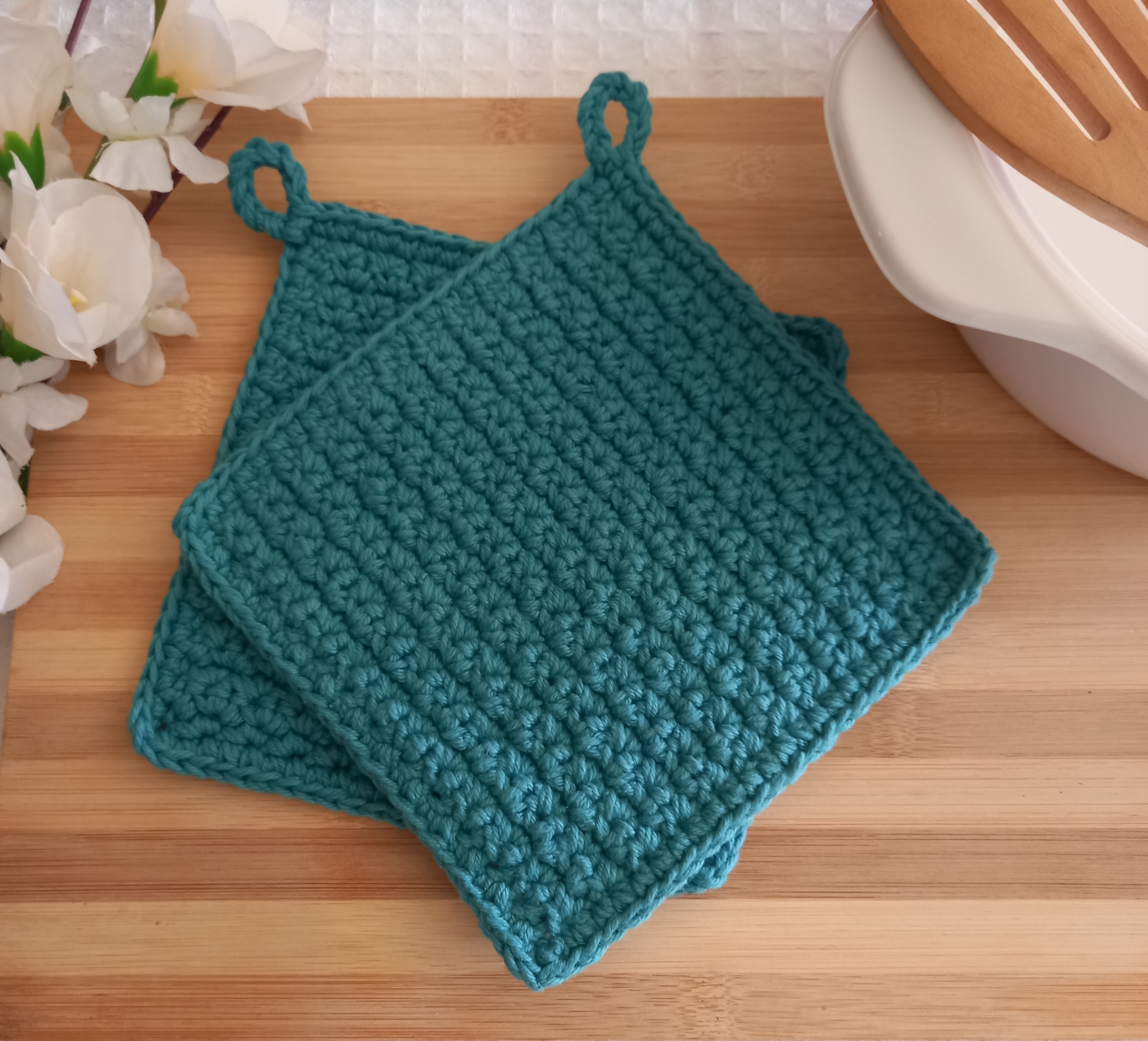 100% Cotton Teal Potholder Set - Image 2