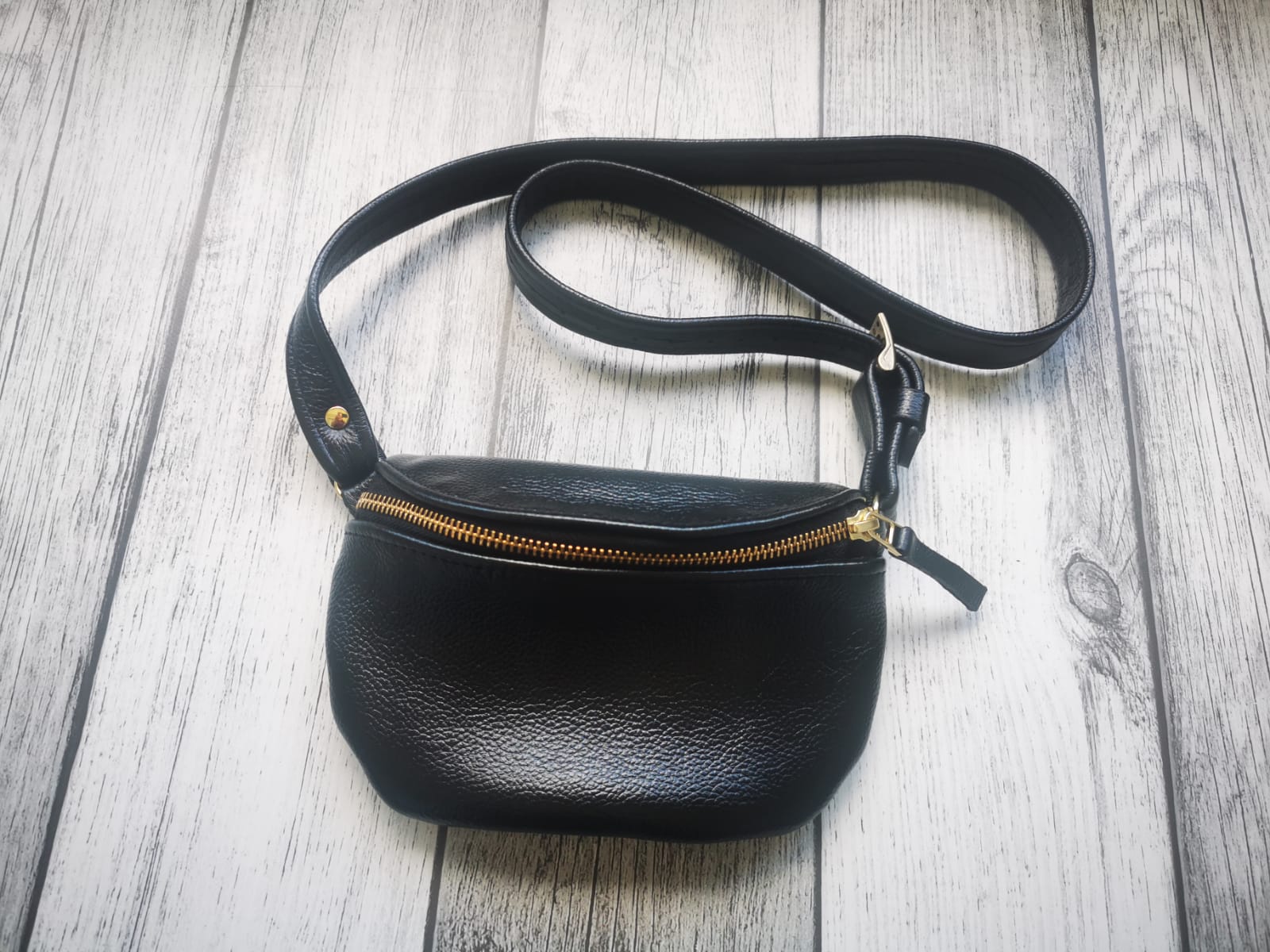 Leather Flore Fannypack - Image 2