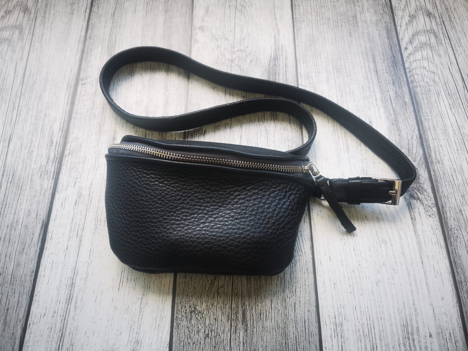 Leather Flore Fannypack - Image 3