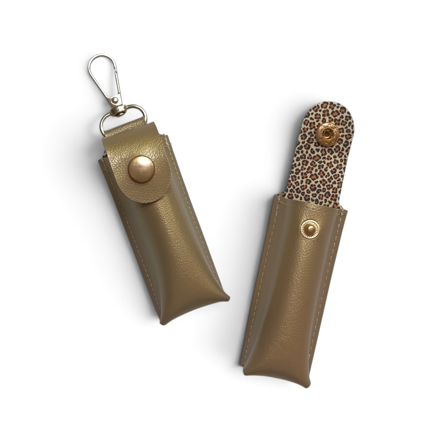 lining_view_of_the_delulu_gold_and_leopard_chapstick_holder